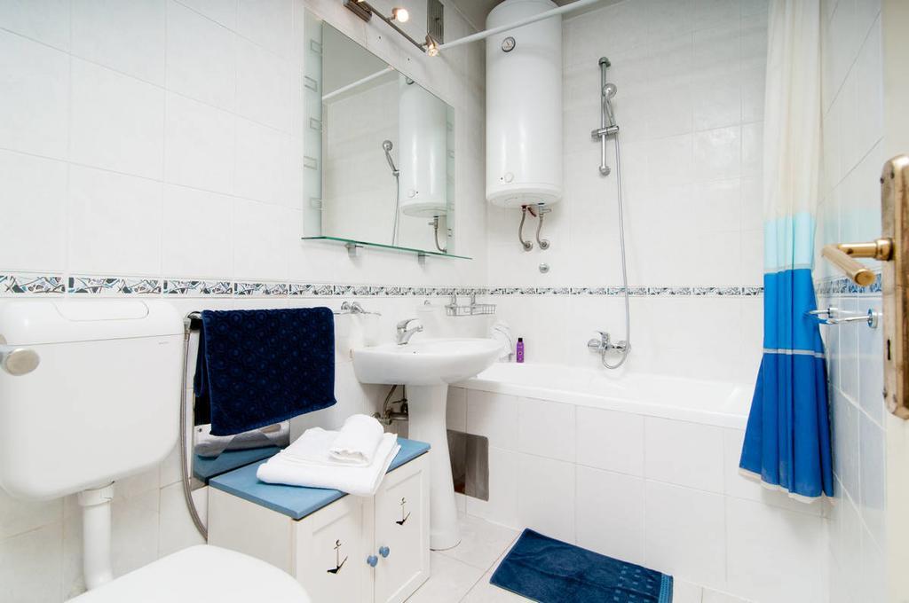 Apartment Definis สปลิท ห้อง รูปภาพ